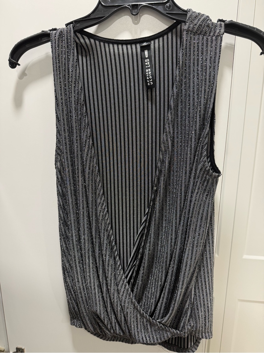 Design Lab Lord & Taylor Black & Gray Sleeveless Wrap Tank Dress